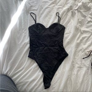 aritzia black bodysuit